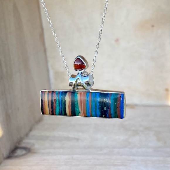 NEW! Calsilica Necklace - Picture 5 of 15